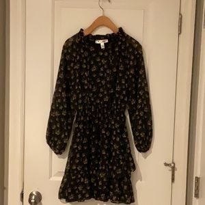 Feminine print dress